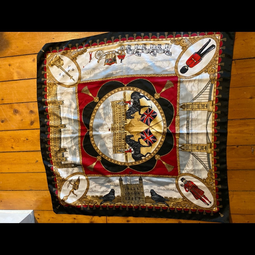Vintage London Scarf